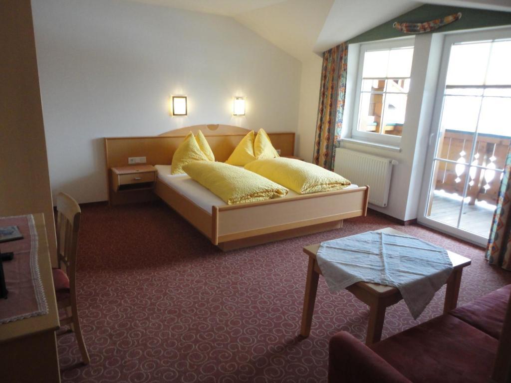 Gasthaus Gasthof Brentwirt Leogang Zimmer foto