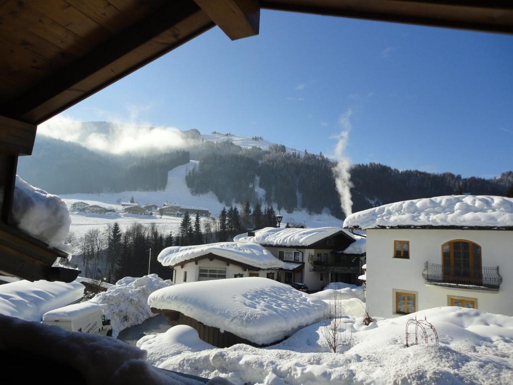 Gasthaus Gasthof Brentwirt Leogang Zimmer foto
