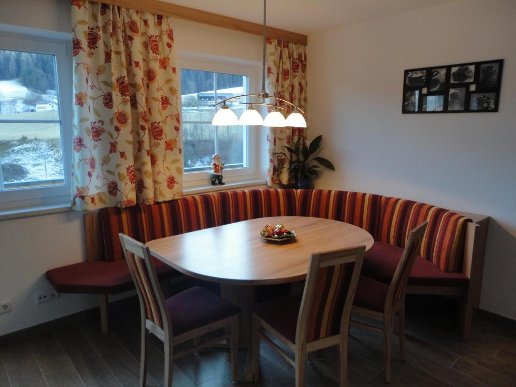 Gasthaus Gasthof Brentwirt Leogang Zimmer foto