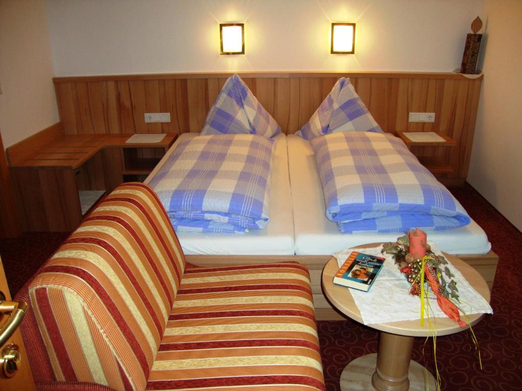 Gasthaus Gasthof Brentwirt Leogang Zimmer foto