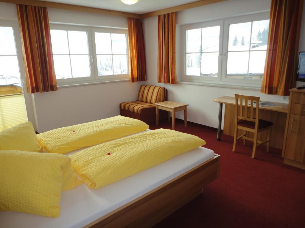 Gasthaus Gasthof Brentwirt Leogang Zimmer foto